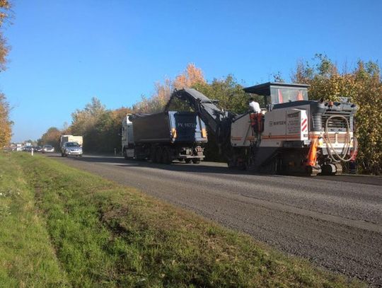 Poważne utrudnienia na trasie Kalisz – Ostrów Wielkopolski. Trwa remont krajówki