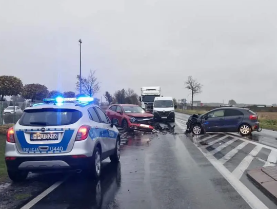 Poważny wypadek na krajówce. DK25 ZABLOKOWANA