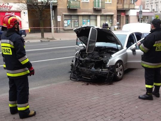 Poważny wypadek na ul. Górnośląskiej ZDJĘCIA