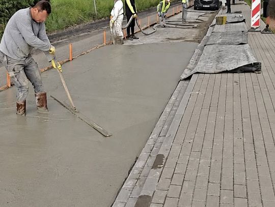 𝐏𝐎𝐖𝐈𝐀𝐓: Niedawno ją przebudowywali, teraz będą naprawiać... Kierowców 𝐙𝐍𝐎𝐖𝐔 czekają objazdy