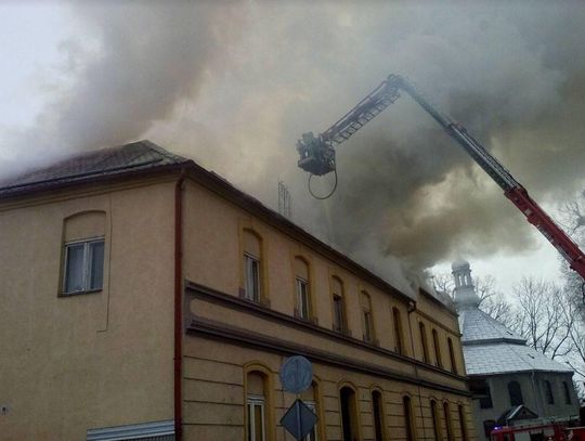 Pożar kamienicy w centrum Odolanowa ZDJĘCIA