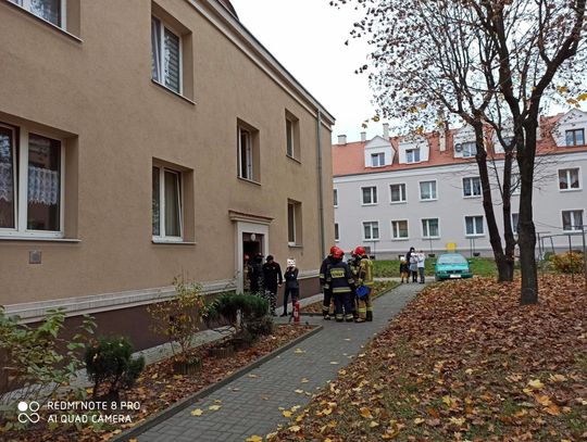 Pożar w budynku wielorodzinnym przy ul. Prusa w Kaliszu ZDJĘCIA