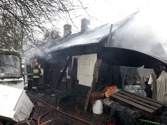 Pożar w Tłokini Kościelnej. Gospodarz stracił dorobek życia ZDJĘCIA