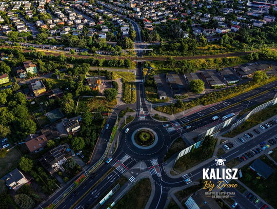 Praca w dużej firmie, szpitalu i w szkole... 𝐍𝐎𝐖𝐀 𝐆𝐈𝐄Ł𝐃𝐀 𝐏𝐑𝐀𝐂𝐘, 𝐒𝐏𝐎𝐑𝐎 𝐎𝐅𝐄𝐑𝐓