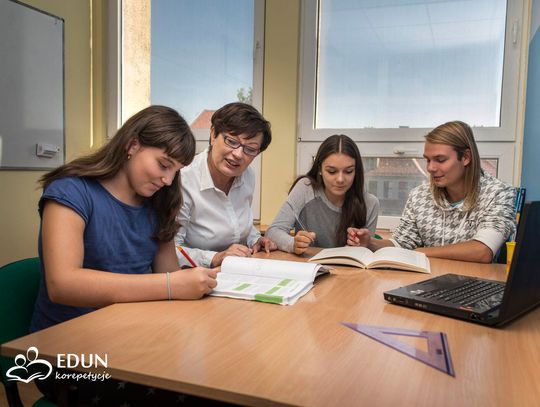 Problemy w szkole? EDUN ułatwia naukę, wspiera uczniów