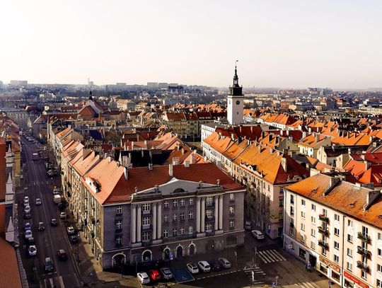 Przekazać je samorządom. Prezydent Kalisza pisze do ministra ws. prywatnych budynków, którymi zarządza Miasto