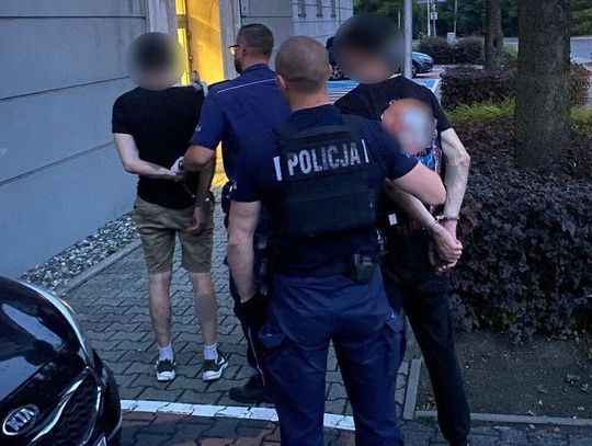 Przyjechali ze wschodu. „Związali mu ręce, nogi, grozili nożem i spaleniem"