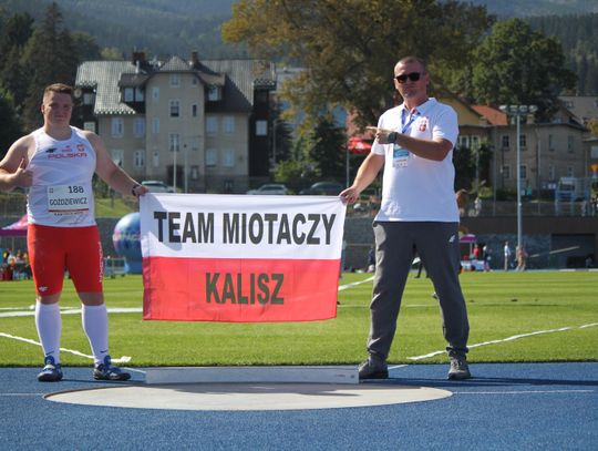 Rekord z orzełkiem na piersi. Piotr Goździewicz z drugim wynikiem na świecie!