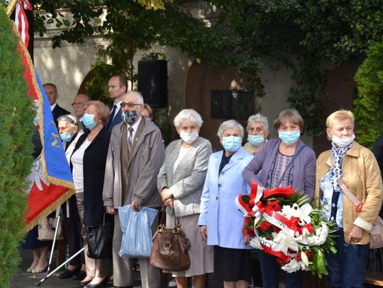 Rocznica napaści ZSRR na Polskę. Kaliszanie oddali hołd ofiarom sowietów ZDJĘCIA