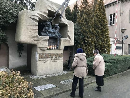 Rodzina Katyńska w hołdzie pomordowanym ZDJĘCIA