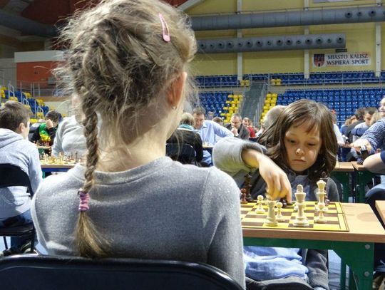 Rodzina vs rodzina, czyli V Turniej Szachów Rodzinnych ZDJĘCIA