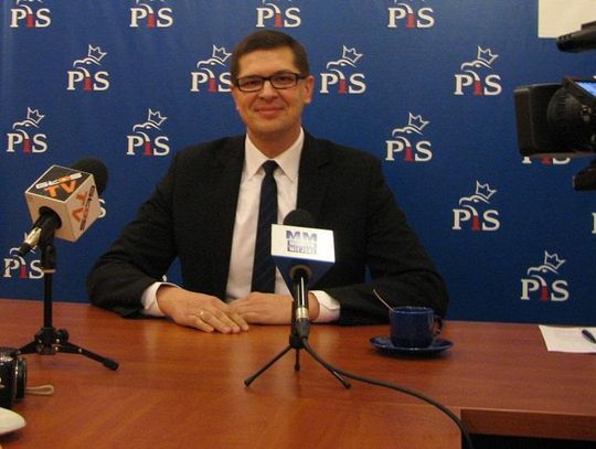 Rogacki zawieszony. Kaczyński żąda usunięcia