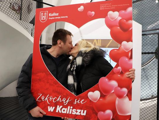 Romantycznie w Ratuszu. Tak świętowali Walentynki ZDJĘCIA