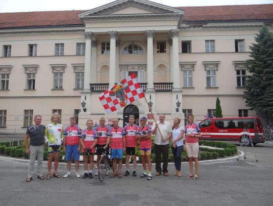 Rowerami jadą  na Woodstock ZDJĘCIA