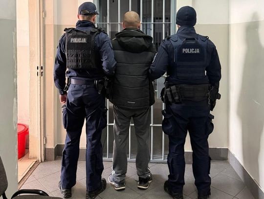 Rozbój w CENTRUM KALISZA! 24-latek stracił przytomność Rozbój w CENTRUM KALISZA! 24-latek stracił przytomność