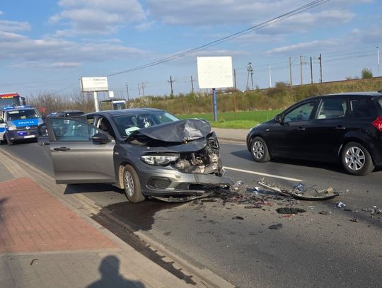 Roztargnienie przyczyną wypadku? 49-latce zabrano prawo jazdy