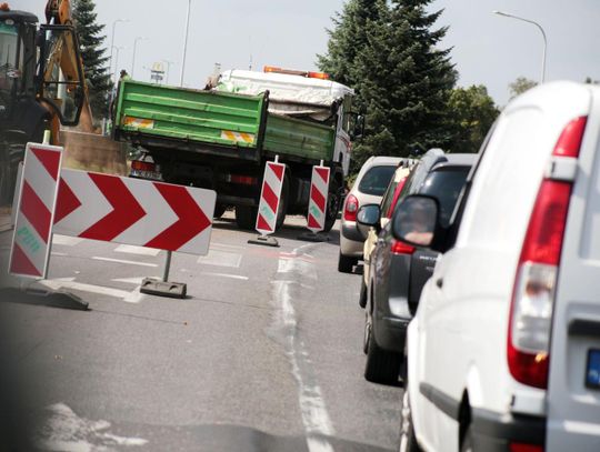 Rusza przebudowa al. Wojska Polskiego. Są utrudnienia w ruchu ZDJĘCIA