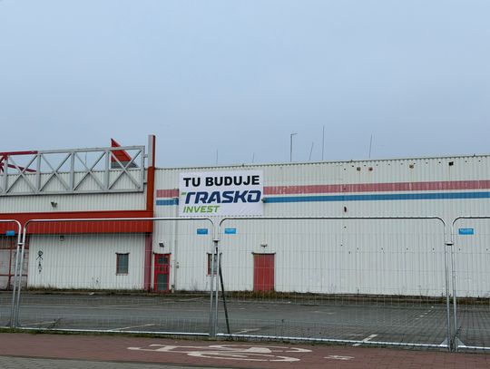 Ruszają roboty. Ruch na działce po drugim Tesco