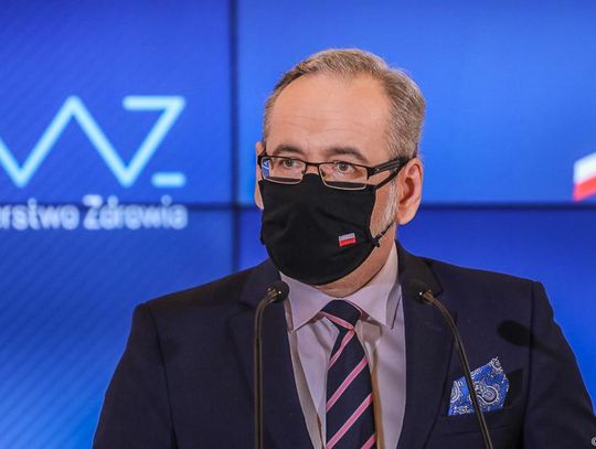 Rząd wprowadza kolejne obostrzenia! Zakaz przemieszczania się w Sylwestra!