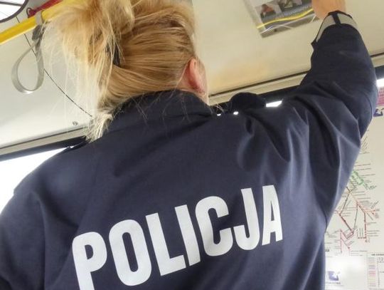 „Seniorze nie daj się oszukać !” Policja ostrzega w autobusach