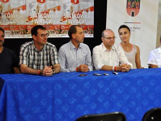 Siatkarki i siatkarze poznali trenerów