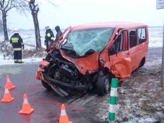 Siedem osób poszkodowanych w porannych wypadkach ZDJĘCIA