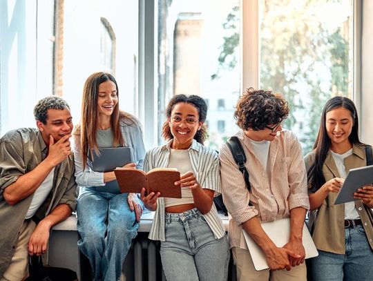 Sigma, essa, rel – a teraz Ty! Zgłoś słowo, które będzie symbolem 2025 roku