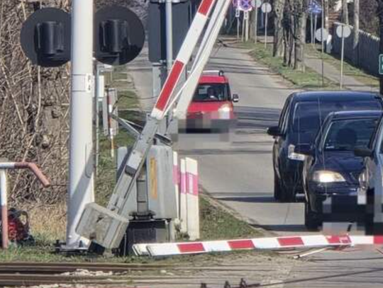 Skasował rogatkę. Zrobił tylko jeden błąd