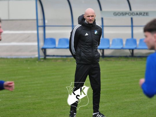 Słaby start sezonu i bolesne 0:5. KKS podjął decyzję w sprawie trenera