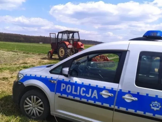 Wypadek w rolnictwie. Ciągnik śmiertelnie przygniótł mężczyznę