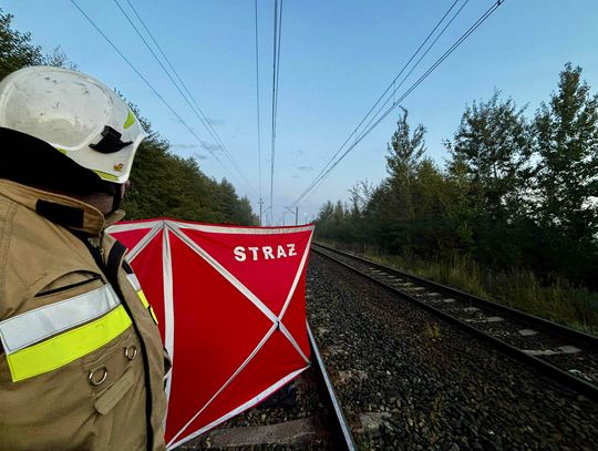 Śmiertelny wypadek na trasie Sieradz- Kalisz. Ruch wstrzymany