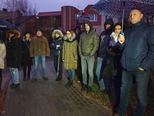 Spłacają kredyty za mieszkania, których nigdy nie dostali. Ludzie protestują WIDEO