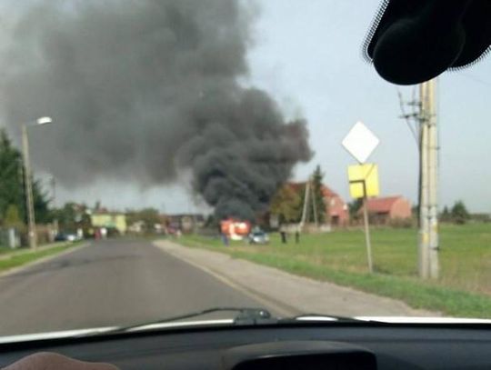 Spłonęła przyczepa campingowa ZDJĘCIA