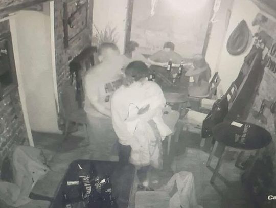 „Sprawcy niosą ich kilka”. Nietypowa nocna kradzież „Sprawcy niosą ich kilka”. Nietypowa nocna kradzież