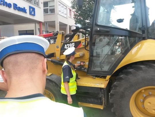 Sprzęt budowlany na celowniku policji