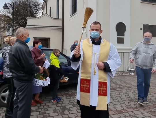 Święconka w dobie pandemii ZDJĘCIA