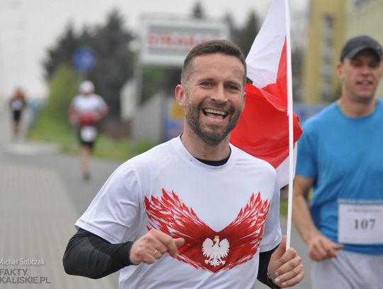 Świętowali na sportowo. Za nami IX Bieg z Flagą ZDJĘCIA