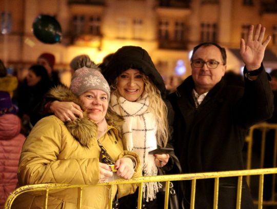 Sylwester na Głównym Rynku. Tak rok temu bawili się kaliszanie! ZDJĘCIA