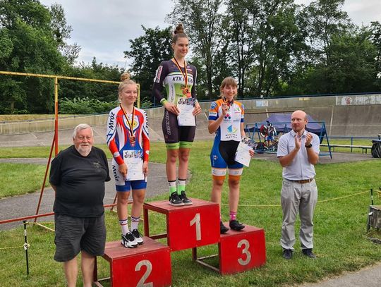 Sześć razy na podium. Pucharowe sukcesy juniorów młodszych KTK (ZDJĘCIA)