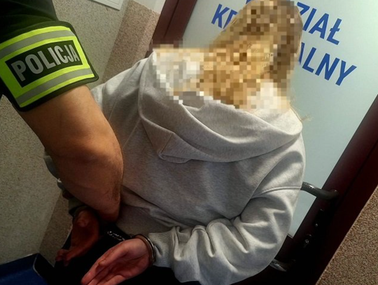 Ta kobieta dała popis pod marketem. Wynik alkomatu był zatrważający!