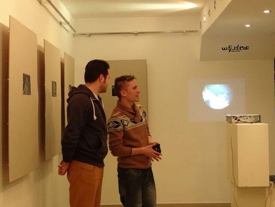 Tajemniczo w studenckiej galerii ZDJĘCIA