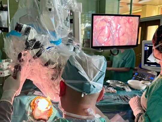 To jedna z najtrudniejszych operacji neurochirurgicznych. Taki zabieg wykonano w Kaliszu