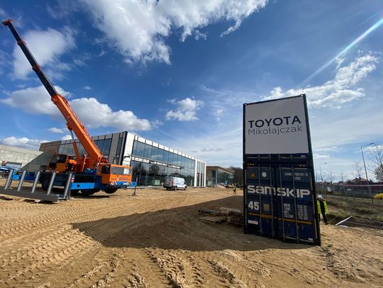 Toyota Mikołajczak buduje największy salon w Europie! Będzie praca