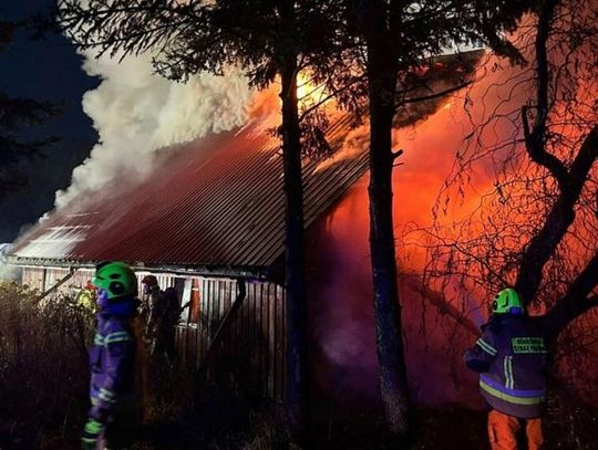Tragiczny pożar. W domu „koza” i zwęglone ciało