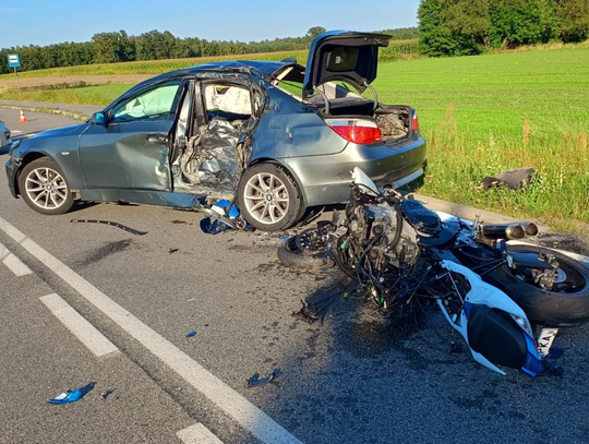 Tragiczny wypadek w powiecie. Nie żyje motocyklista AKTUALIZACJA