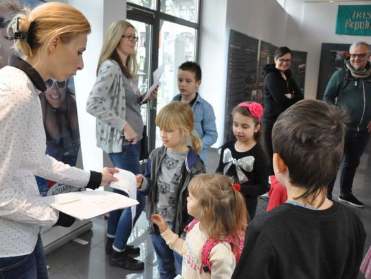 Tropienia Wielkanocnego Zająca w muzeum ZDJĘCIA