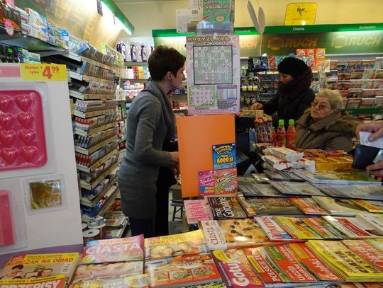 Tu padł milion w Totka! Czy to szczęśliwy kiosk?  WIDEO