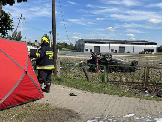 Uciekał przed policją. Dachował i zginął na miejscu