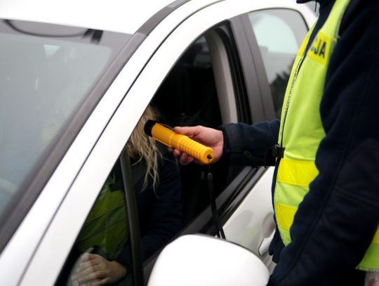 Uciekała przed policją, bo była pijana