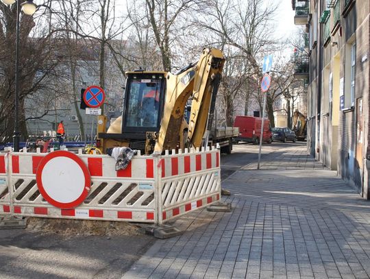 Ulica Kazimierzowska zamknięta dla ruchu. Trwa wymiana sieci wodociągowej